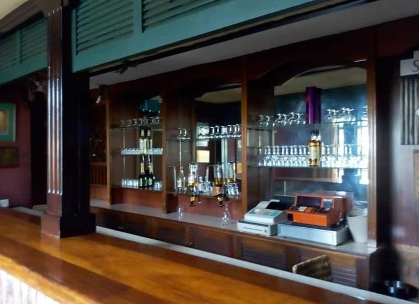 Bar Photo