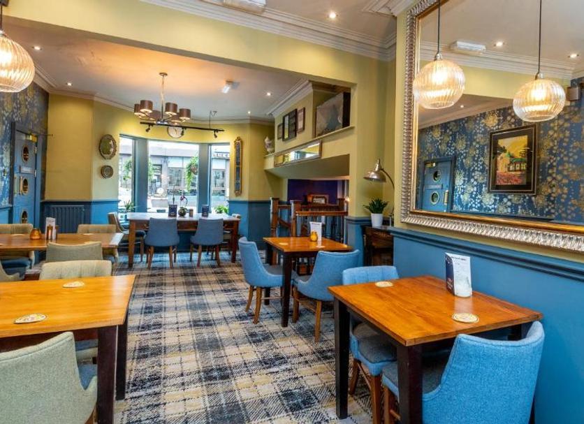 Restaurant Photo