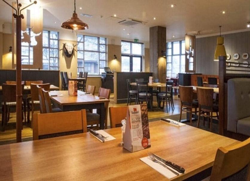 Restaurant Photo