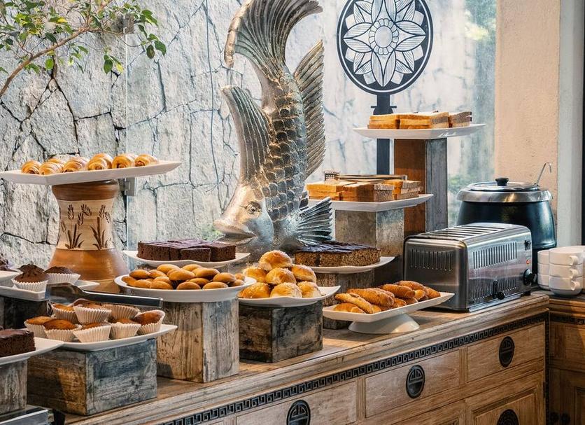 Buffet Photo