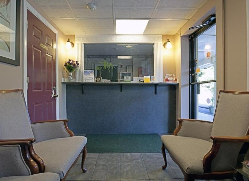 Front desk Photo