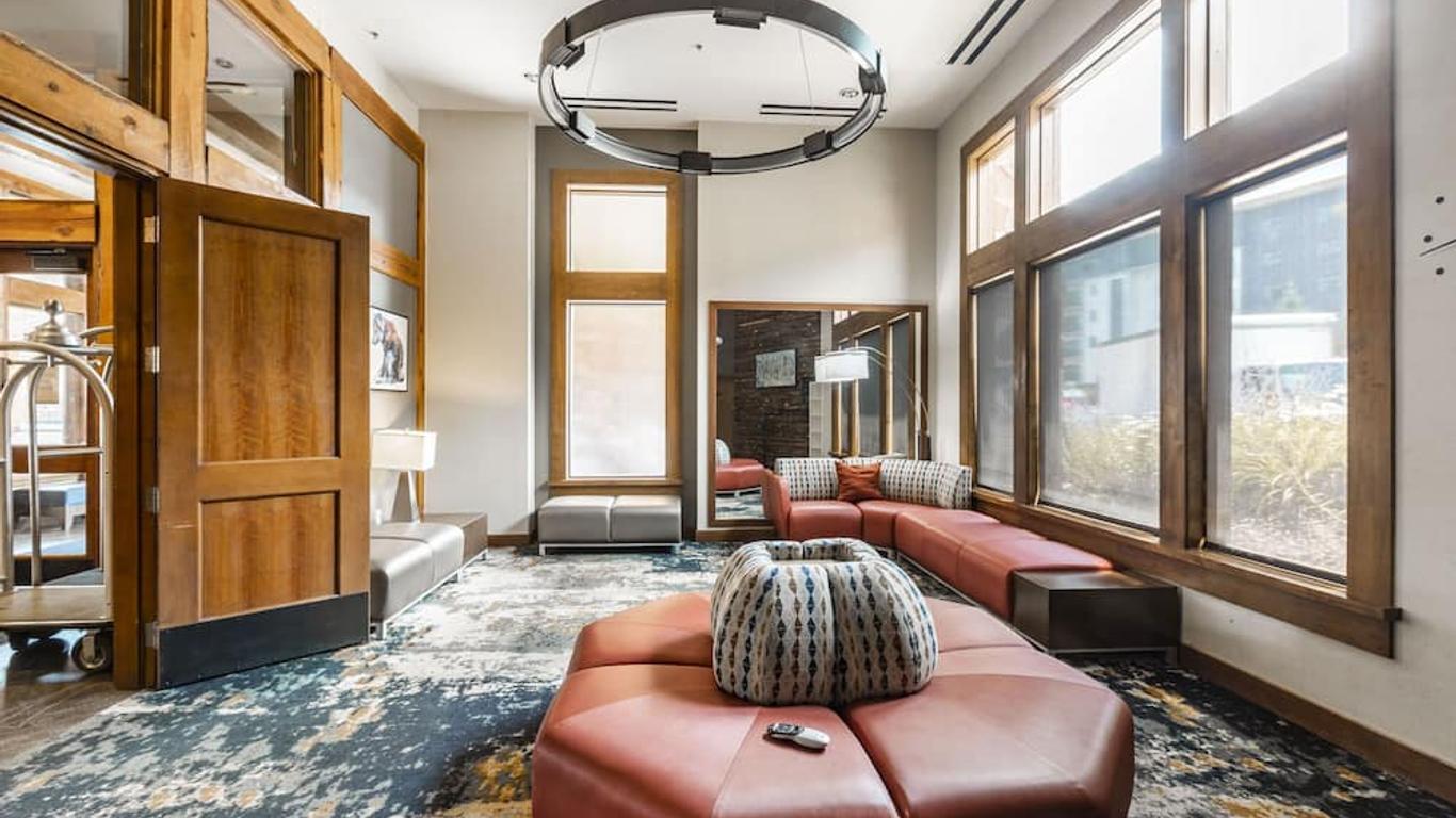 Sundial Lodge By All Seasons Resort Lodging