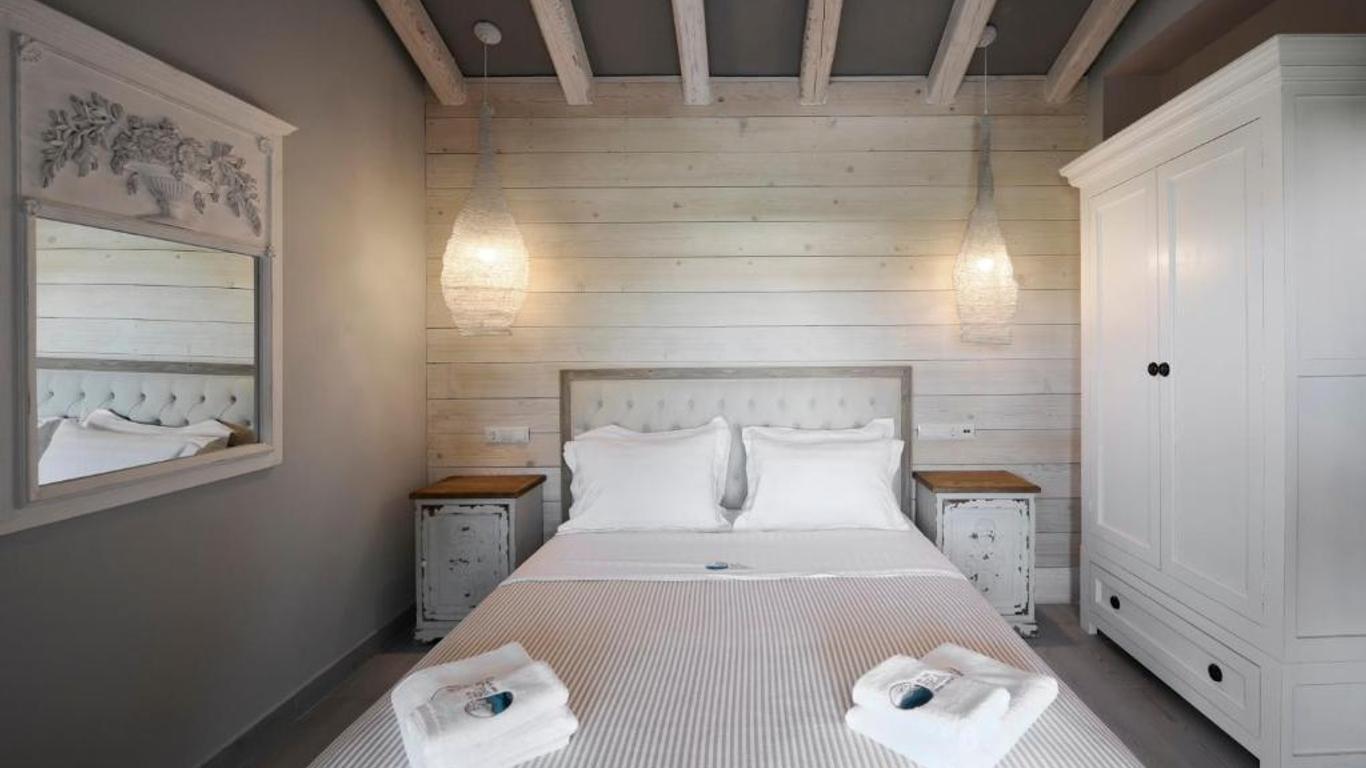 By the sea luxury suites