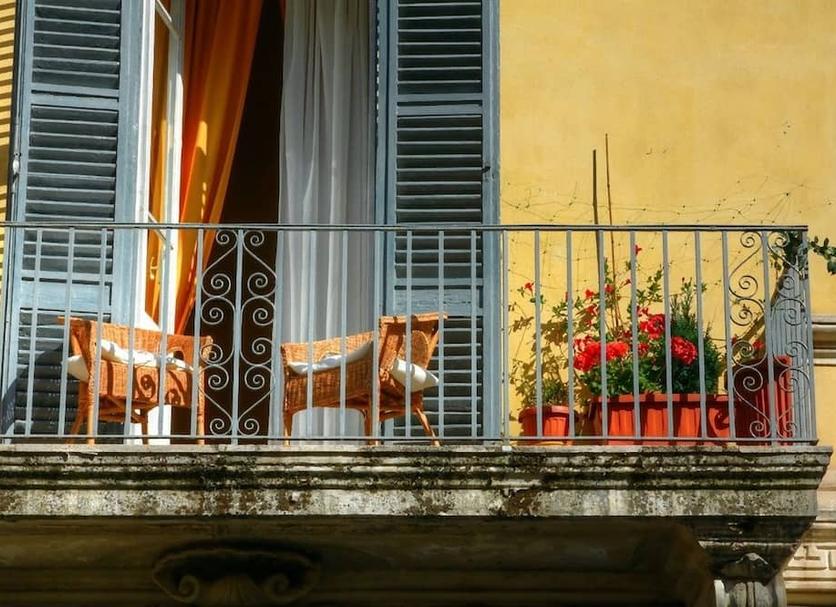 Balcony Photo