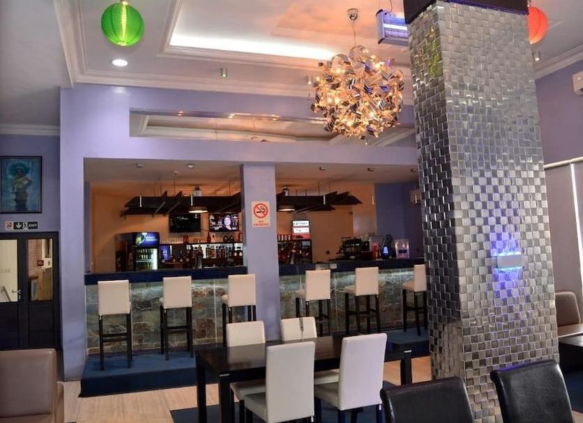 Bar Photo
