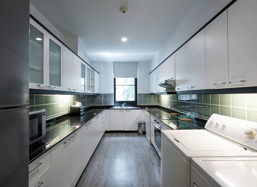 Kitchen Photo