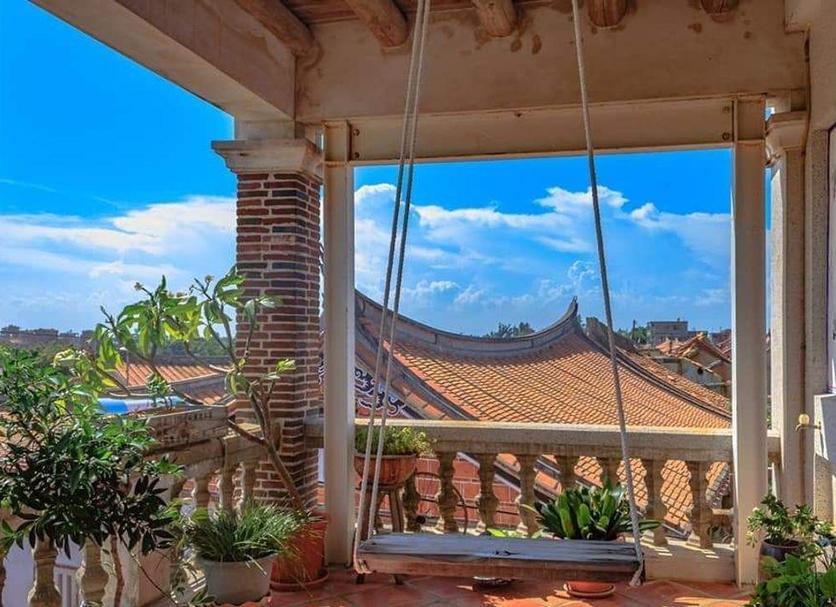Balcony Photo