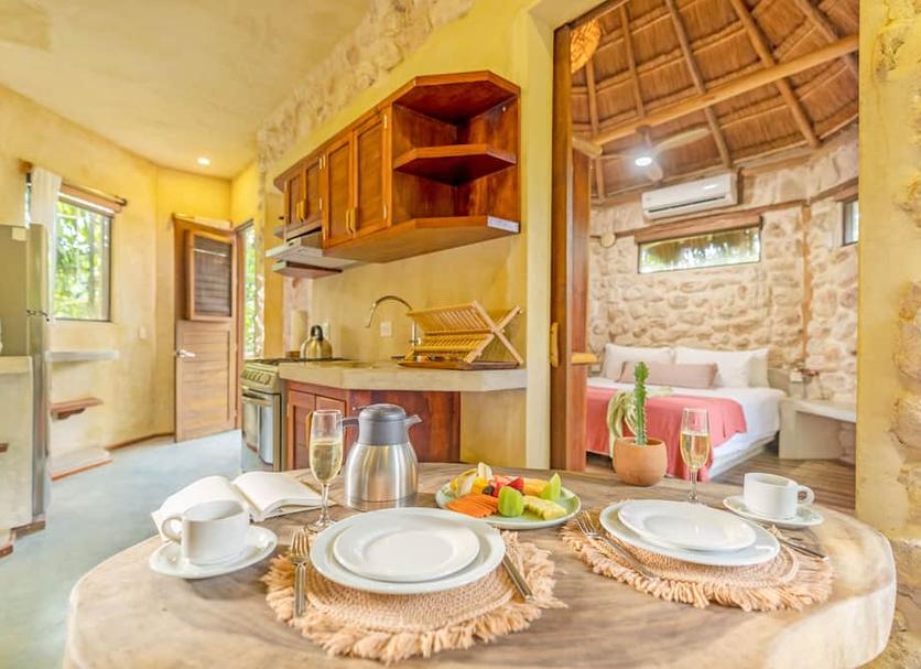 Dining room Photo