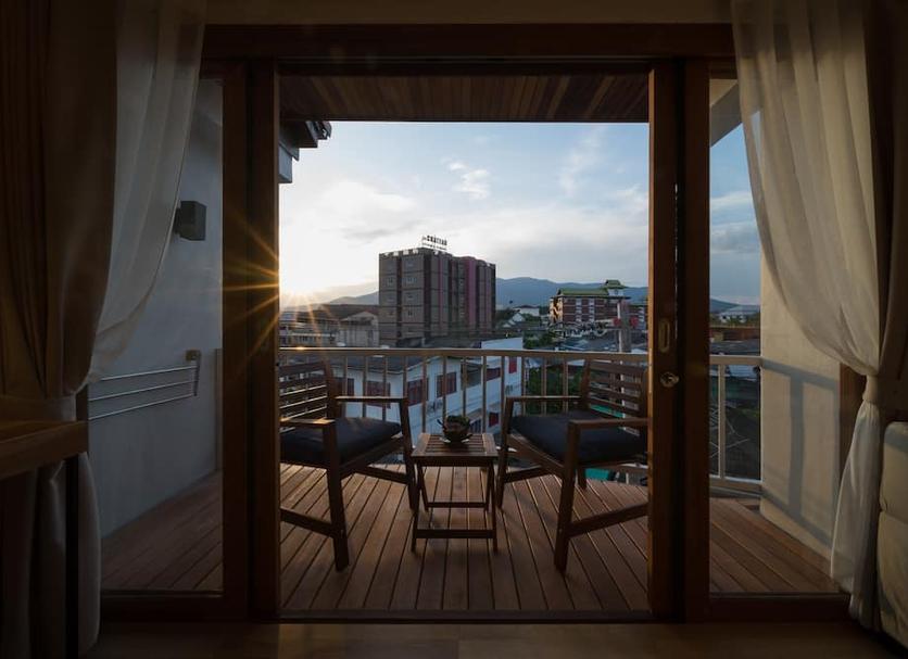 Balcony Photo