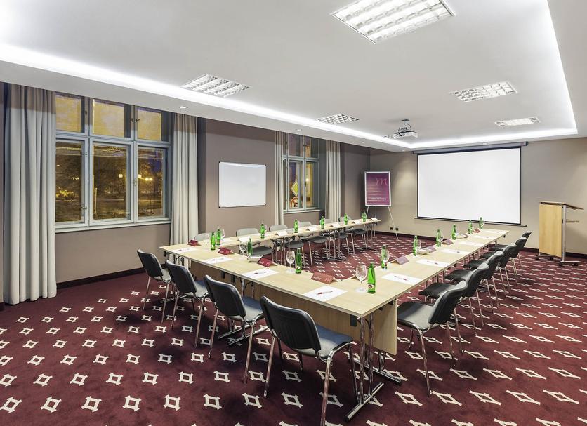 Conference room Photo