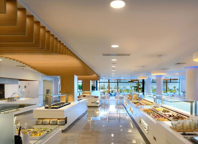 Buffet Photo