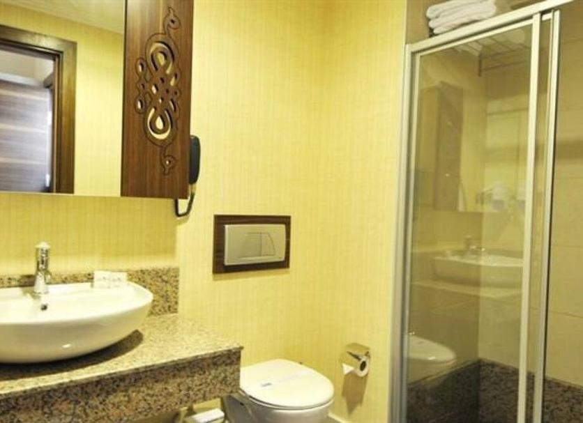 Bathroom Photo