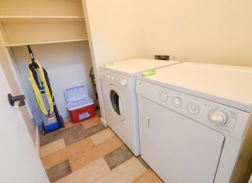 Laundry facility Photo