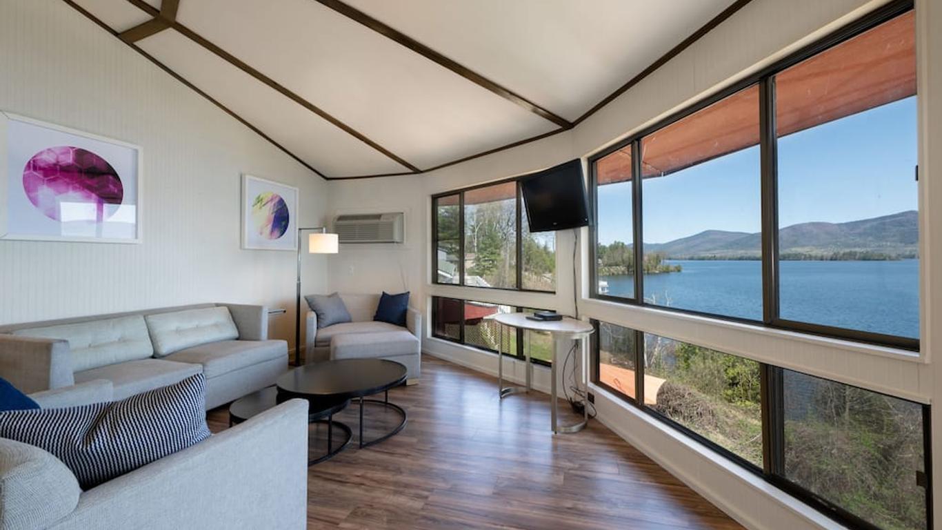 Depe Dene Lakeside Resort