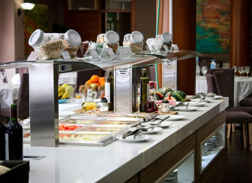 Buffet Photo