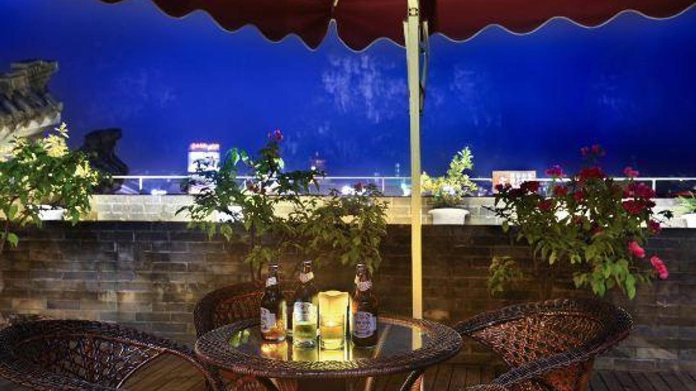 Elite Garden Hotel