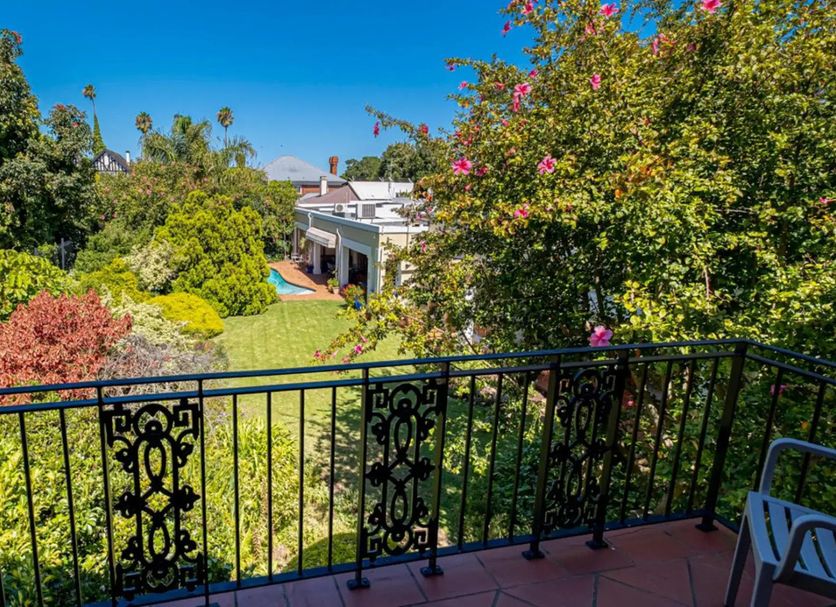 Balcony Photo