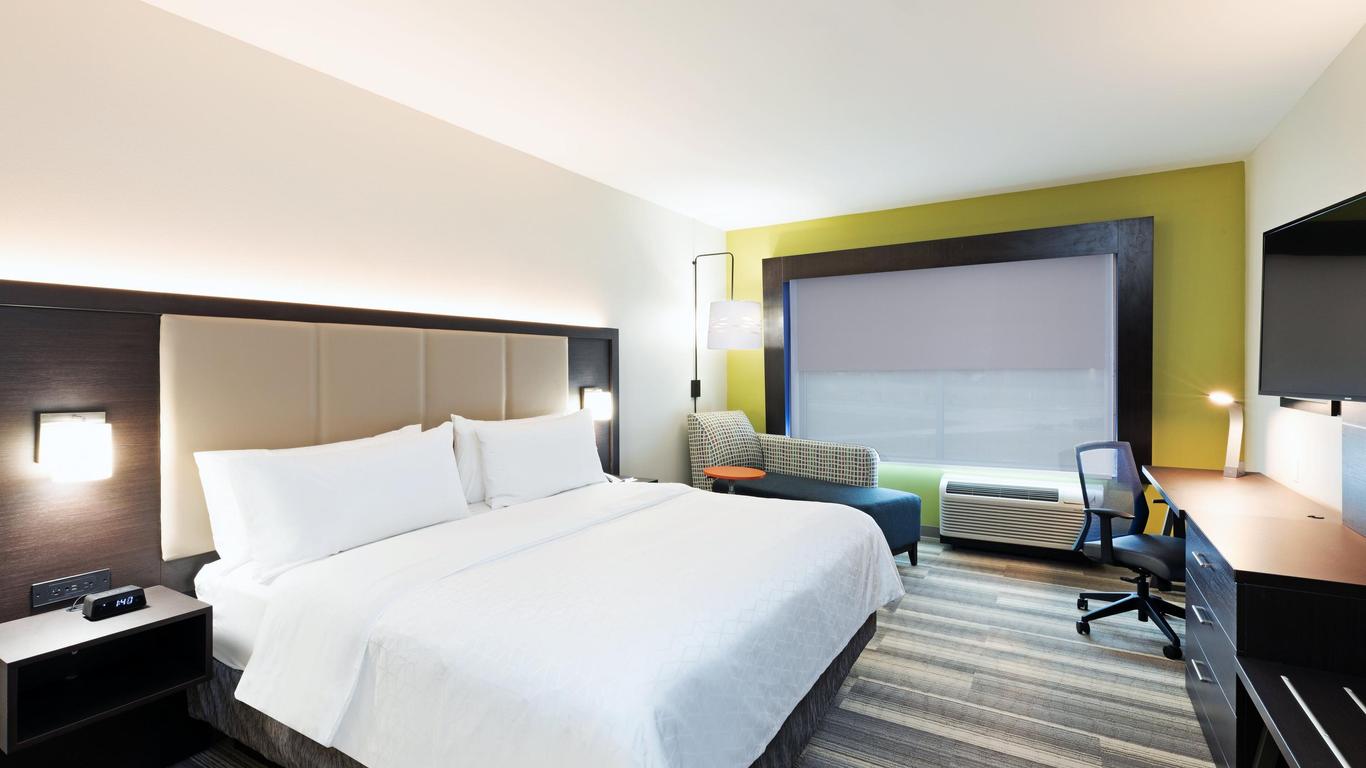 Holiday Inn Express & Suites Purcell