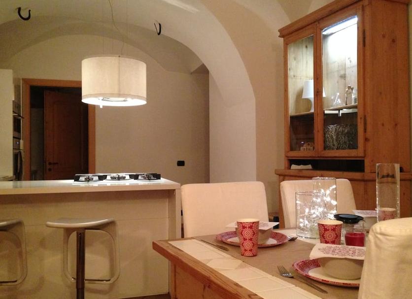 Dining room Photo
