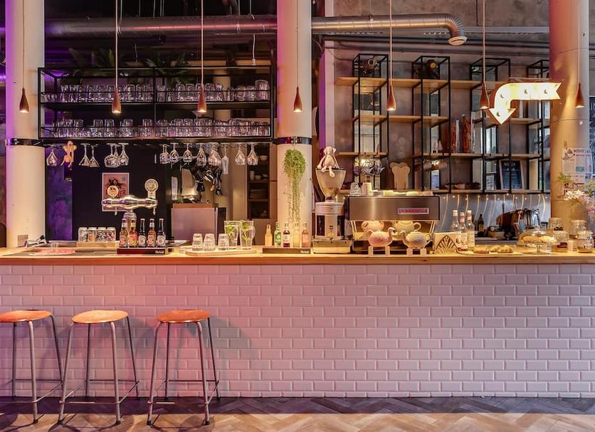 Bar Photo