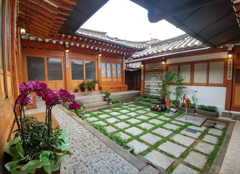 Outdoors view Photo