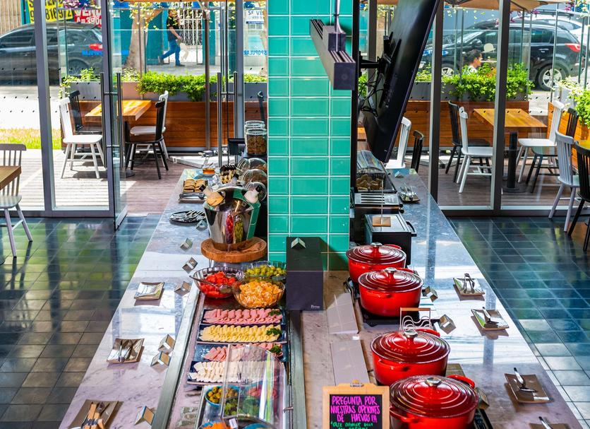 Restaurant Photo