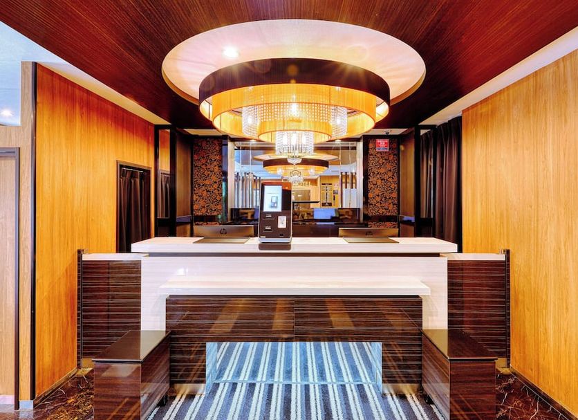 Front desk Photo