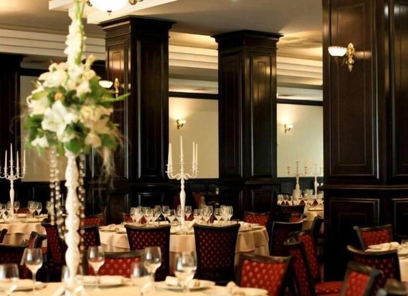 Banquet hall Photo