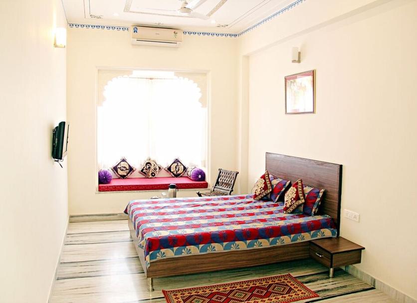 Bedroom Photo