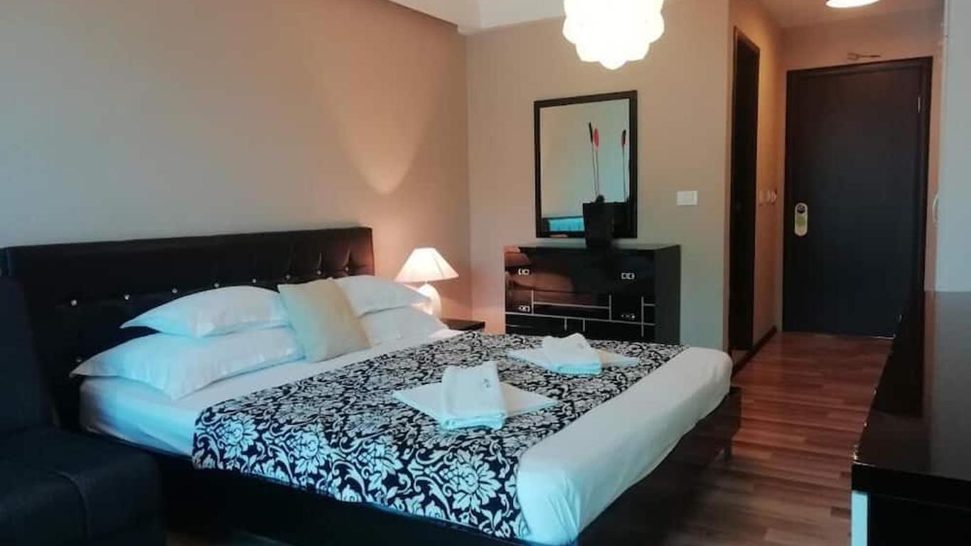 Apartments And Rooms Grand Palazzo