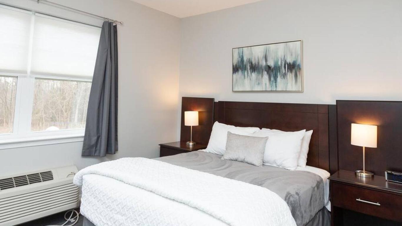 The Acorn Suites