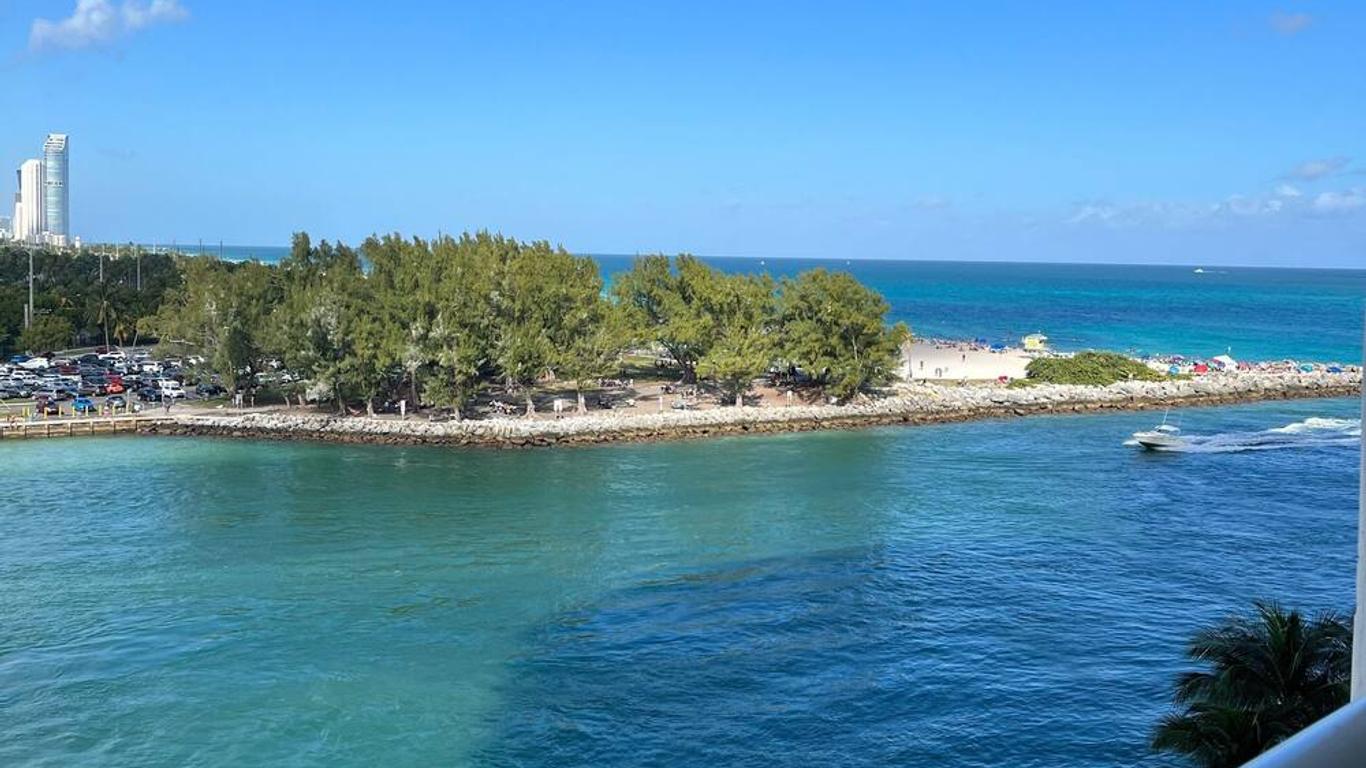 5 Star Hotel Private Studio Bal Harbour Miami Beach