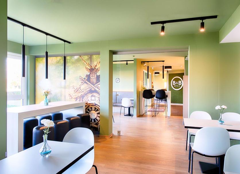 Dining room Photo