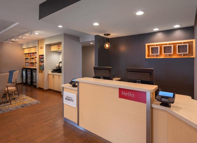 Front desk Photo