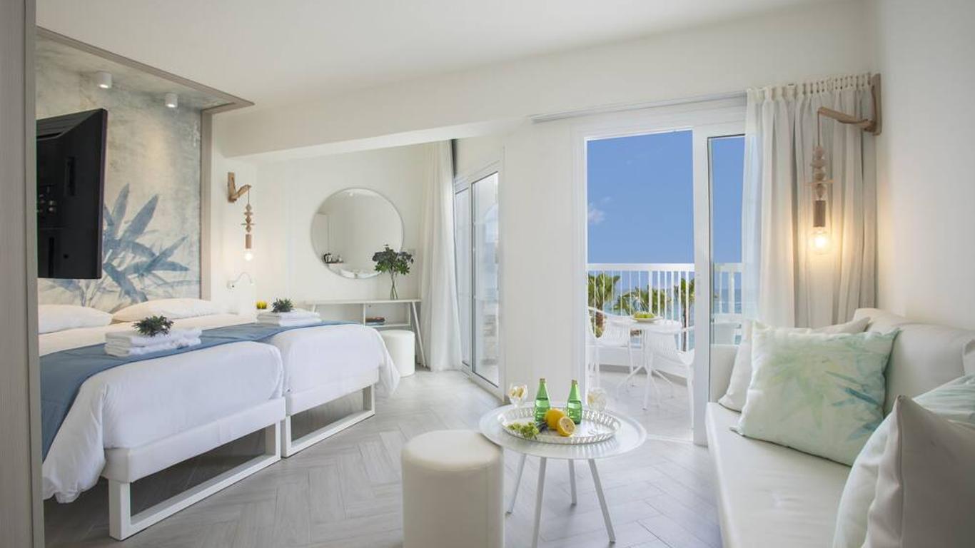 Infinity Blu - Designed for Adults by Louis Hotels