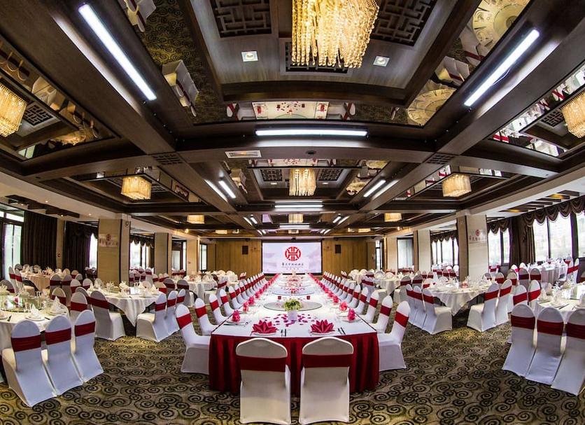 Banquet hall Photo