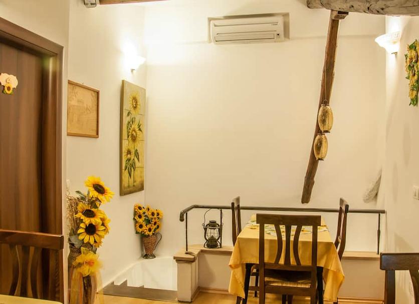 Dining room Photo