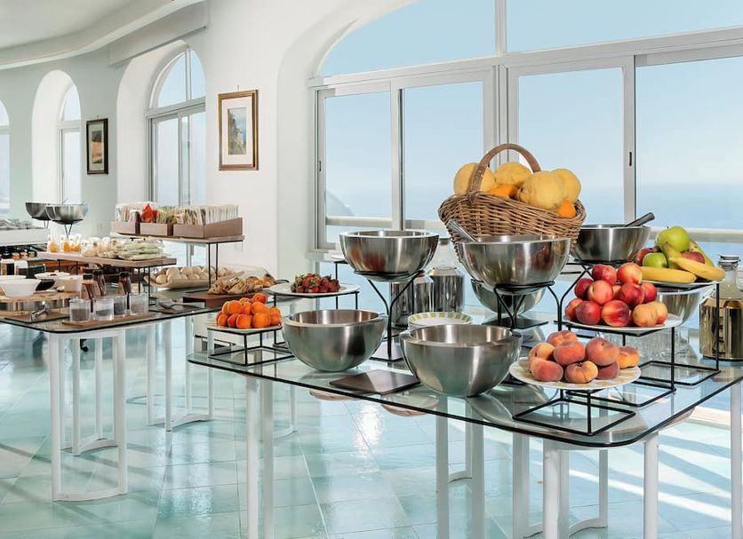 Buffet Photo
