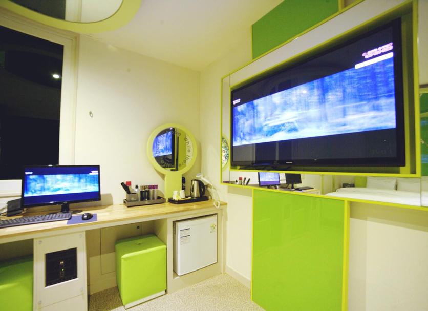 Business center Photo
