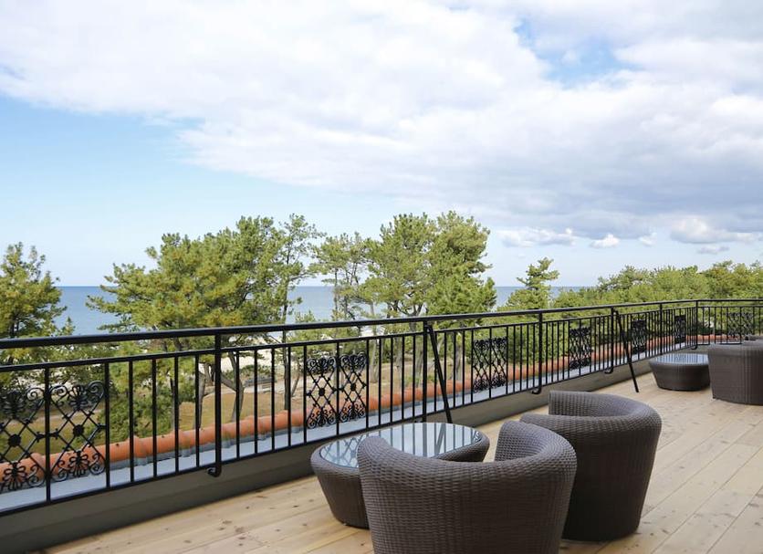 Balcony Photo