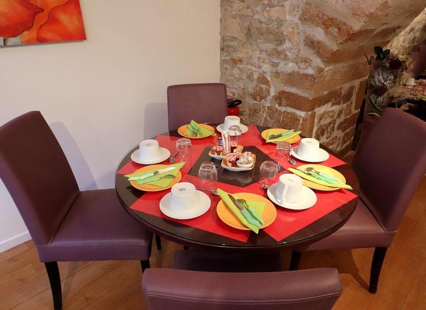 Dining room Photo