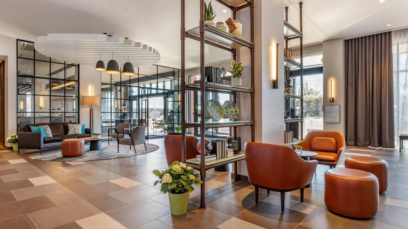 Cambria Hotel Washington DC Navy Yard Riverfront