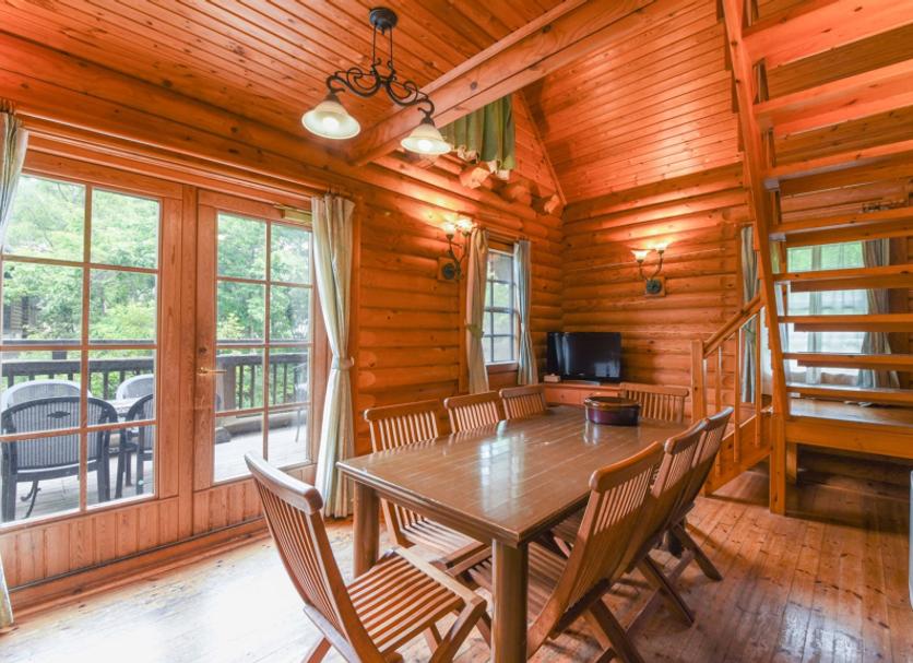 Dining room Photo