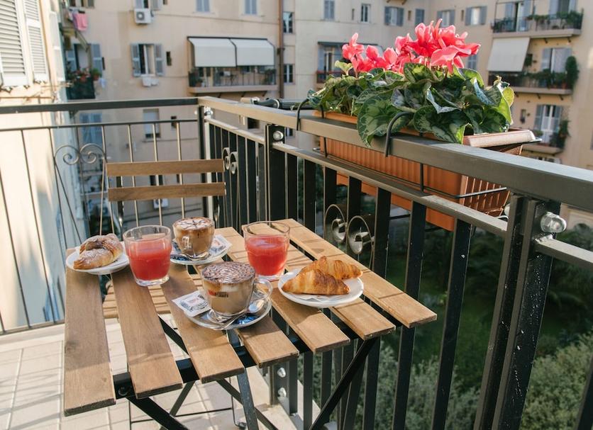 Balcony Photo
