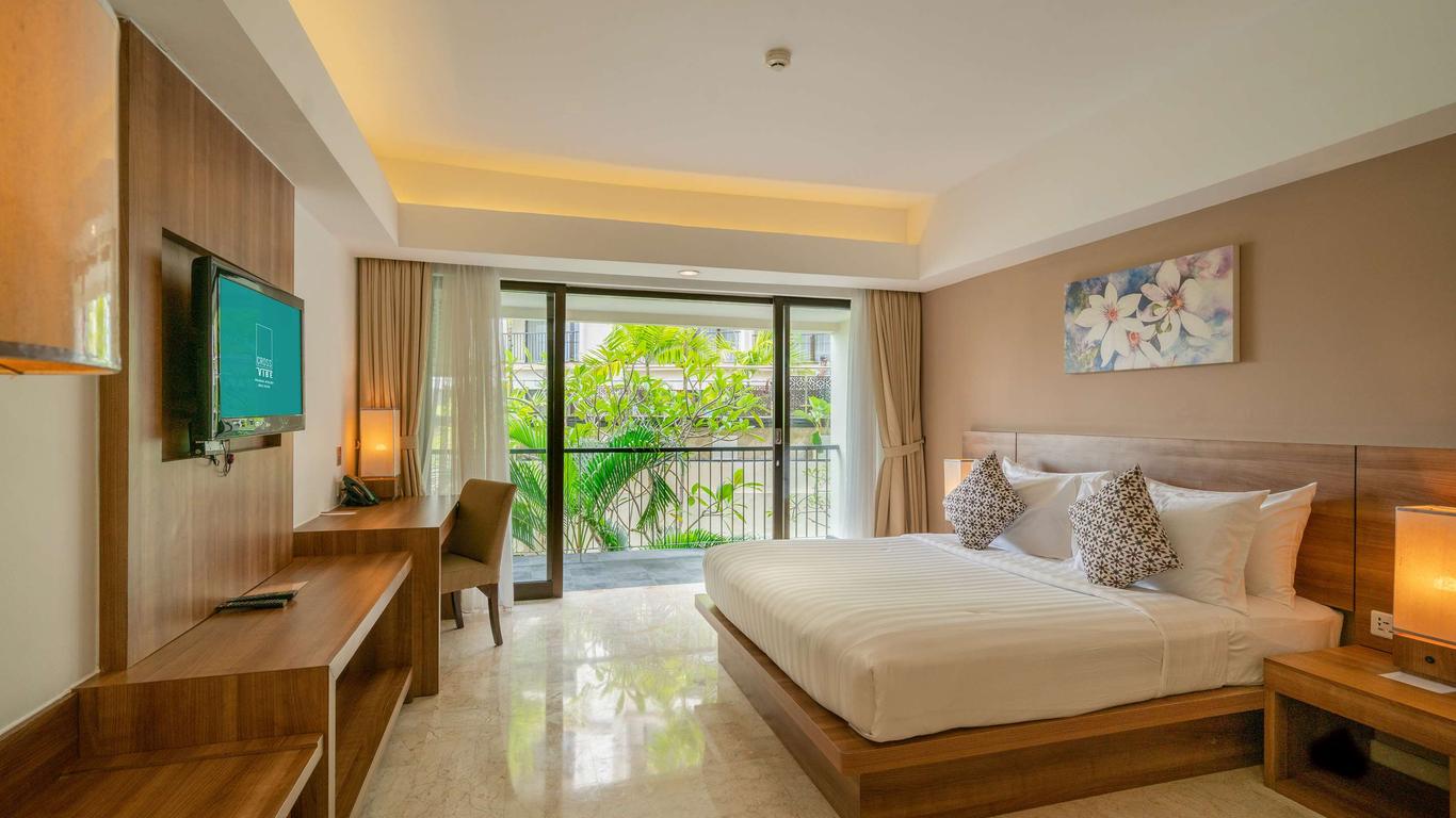 Cross Vibe Paasha Atelier Bali Kuta