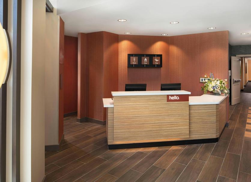 Front desk Photo