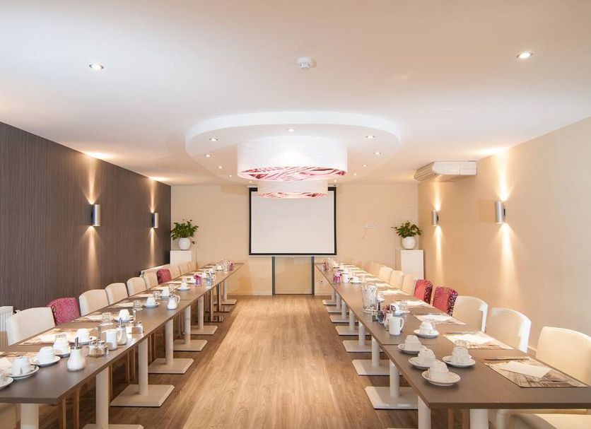 Conference room Photo