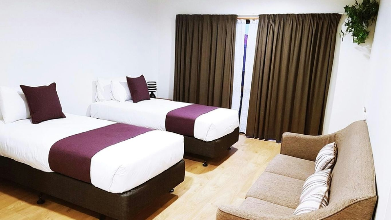 Auckland Airport Easy Hotel