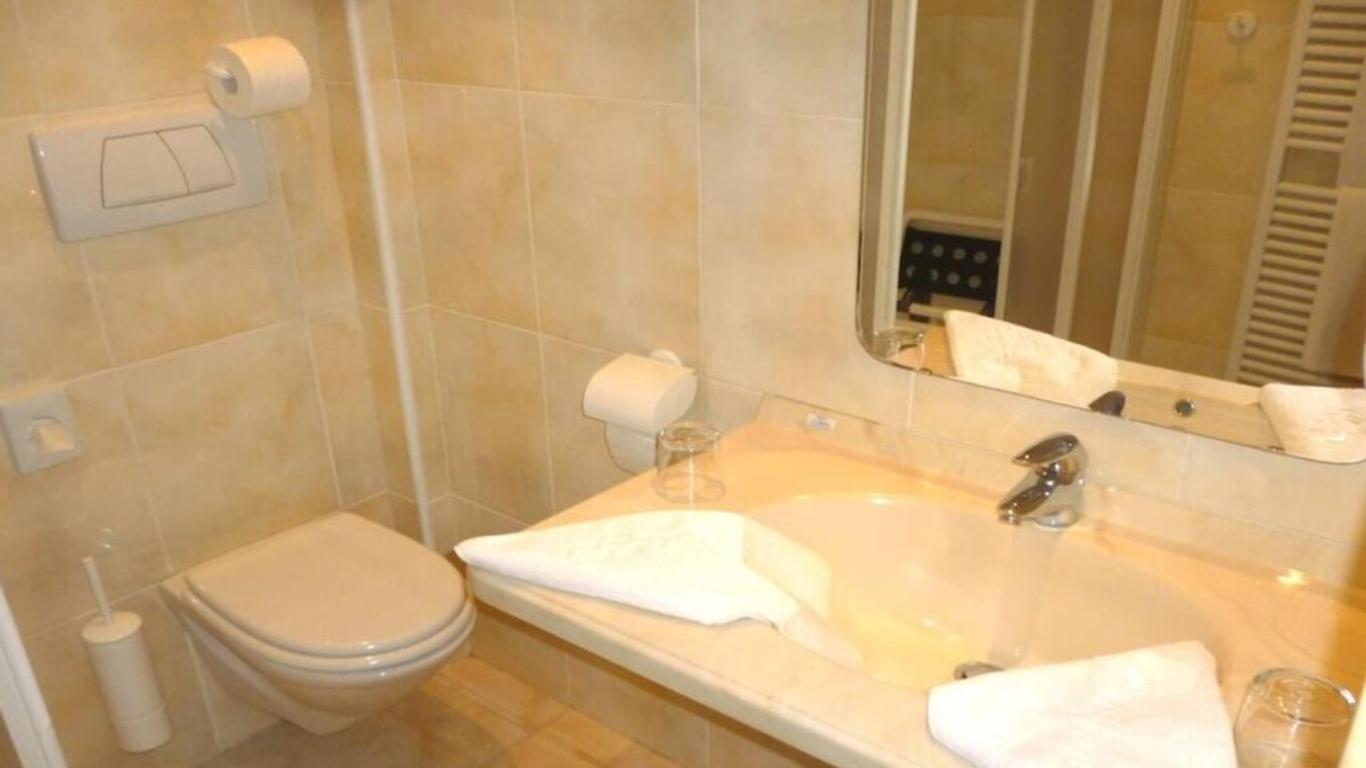 Hotel Chrys