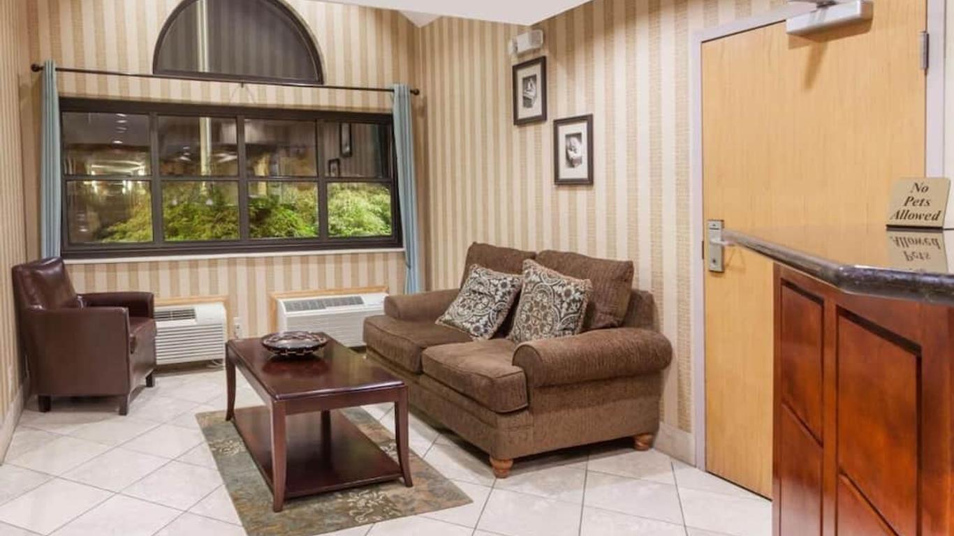 Quality Inn & Suites
